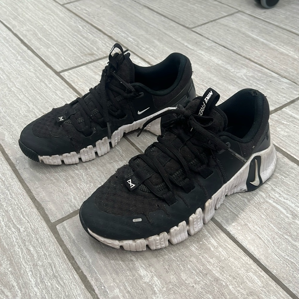 Women’s Nike Metcon Shoes